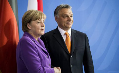 Orbán Viktor a volt szlovén államfővel és Angela Merkel német kancellárral tárgyalt